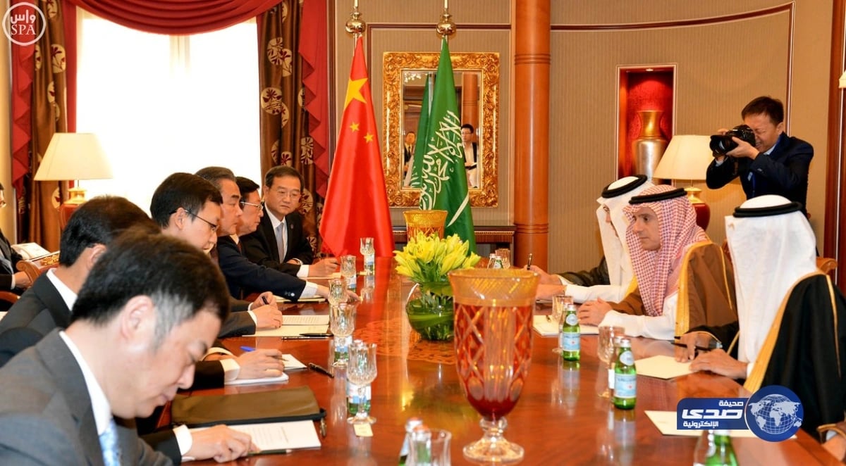 بالصور..إطلالة ساحرة لـ " درة " في مسرح الهناجر