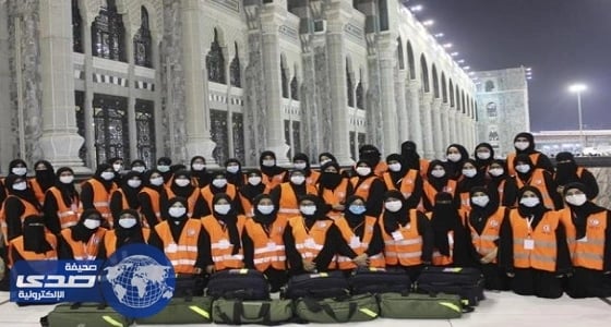 بالصور.. نشاطات المتطوعات يتقن 6 لغات في الحرم المكي