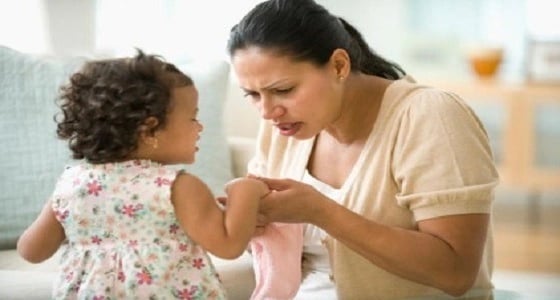 أطباء: النظافة المبالغ فيها تضعف مناعة الطفل