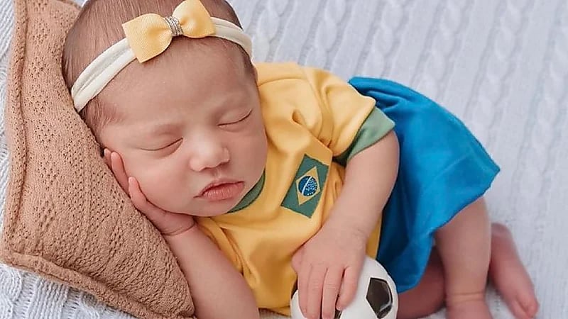 أحدث ظهور لابنة نيمار "مافي" .. صورة