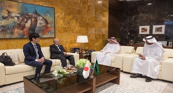 بالصور.. رئيس " الطيران المدني " يستقبل سفير اليابان