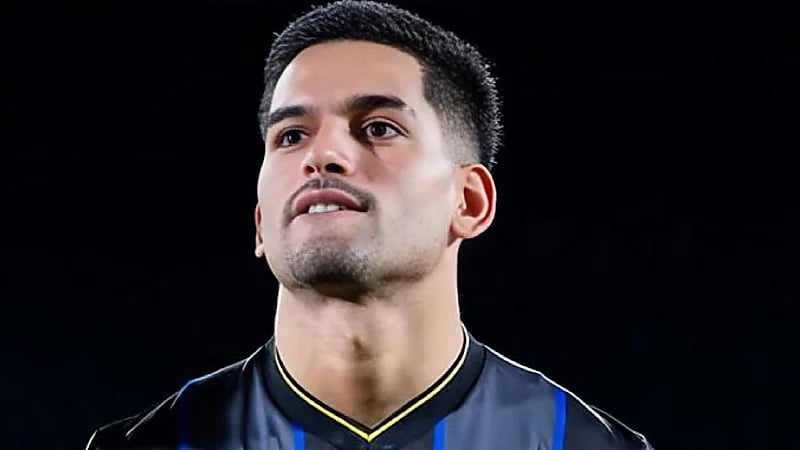 التعاون يشتري عقد اللاعب الفنزويلي رينيه ريفاس