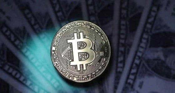 لاعب تركي يوقع أول صفقة في العالم بعملة " بيتكوين "