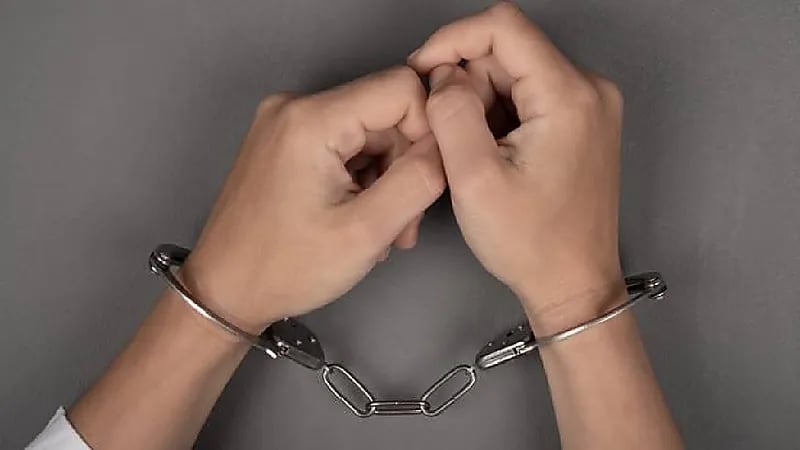 ضبط فتاة ألقت مولودتها في مرحاض مستشفى