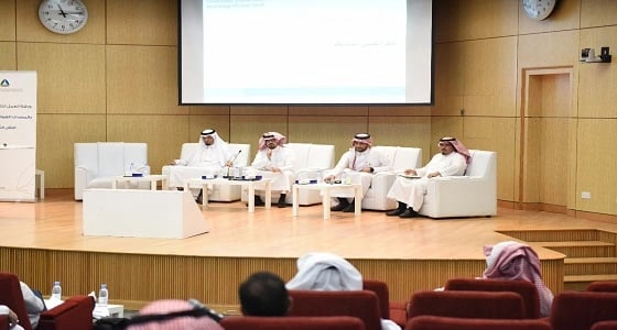 " المواصفات " تنظم ورشة عمل بشأن " المصدات الهوائية لمركبات النقل الثقيل "