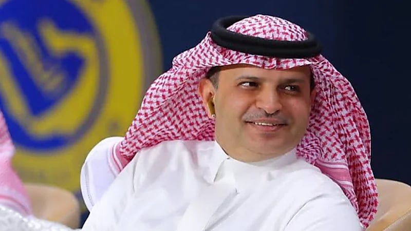 “مسلي آل معمر” يطلب حكامًا نخبة لمباريات النصر في دوري روشن