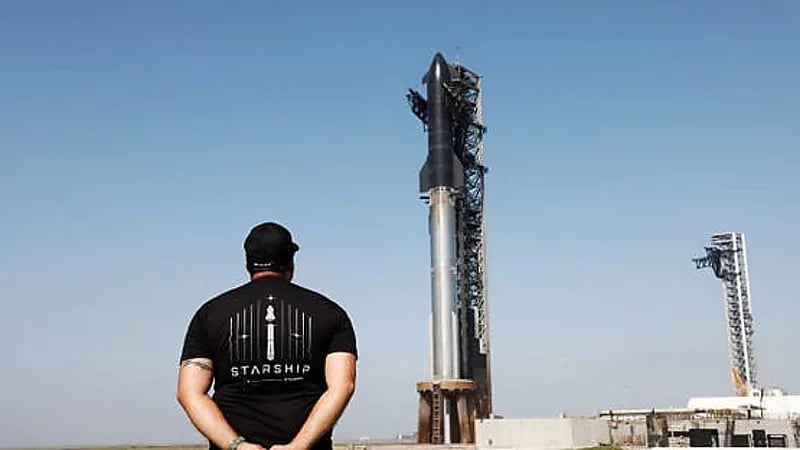 سبيس إكس تخسر مركبة ستارشيب في اختبار فضائي جديد.. فيديو