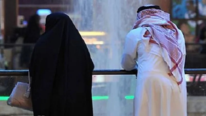 مستشار أسري: حرمان الزوج زوجته من العلاقة الحميمية أمر خاطئ