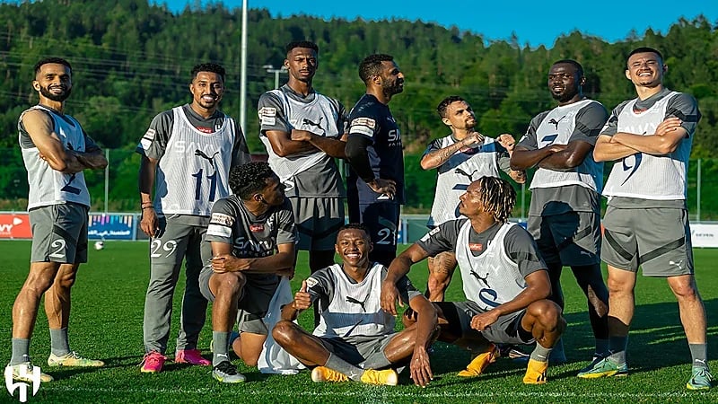 الهلال يتدرّب على فترتين .. وغدًا راحة