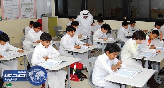 مستشار أسري يحذر من أسلوب تهديد الطلاب بالرسوب