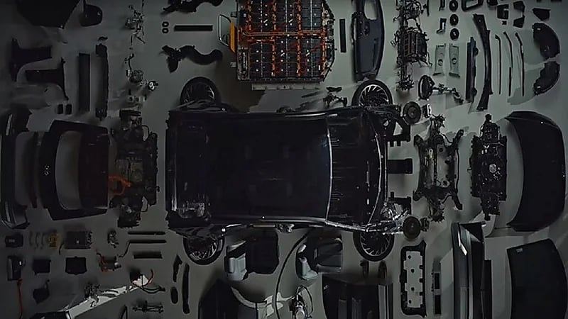 شاهد.. تحويل سيارة كهربائية لجهاز لتنقية الهواء