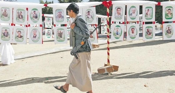 سيدة يمنية تروي تفاصيل معاناتها مع الحوثيين بعد مقتل ولديها