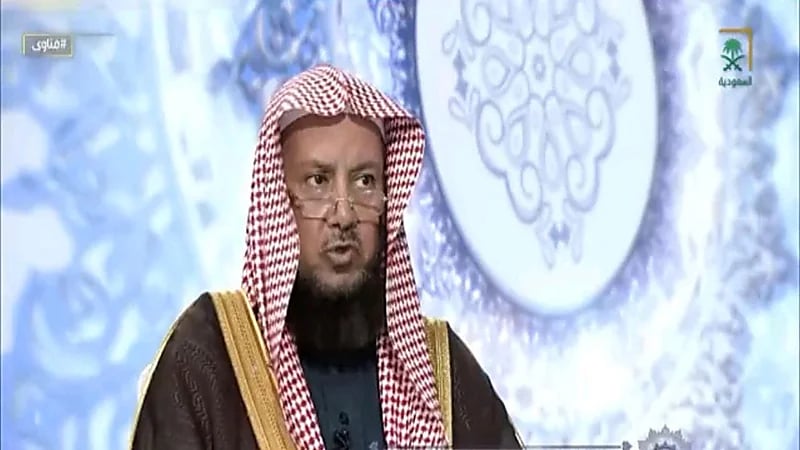 الشيخ السليمان يوضح حكم تثويب الاستغفار وقراءة القرآن للميت