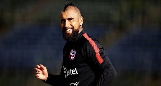 تجدد إصابة " فيدال " خلال تدريبات منتخب تشيلي