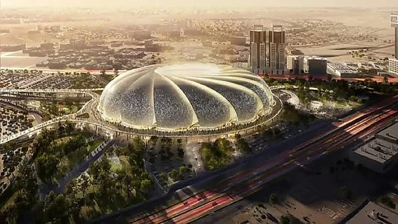 ملعب أرامكو يقترب من الجاهزية والعمل متواصل على مدار الساعة.. فيديو