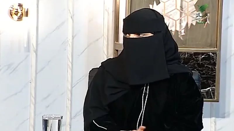 بالفيديو.. متعافية من السرطان تروي تفاصيل إصابتها بالمرض في سن الطفولة