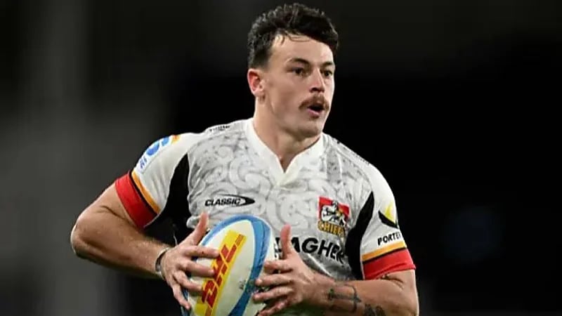 كلب يتسبب في أزمة للاعب قبل سفره إلى الأرجنتين