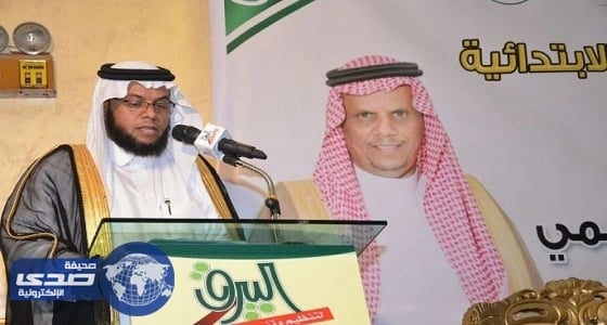 سيارة و 50 ألف ريال هدية معلم متقاعد بالكامل