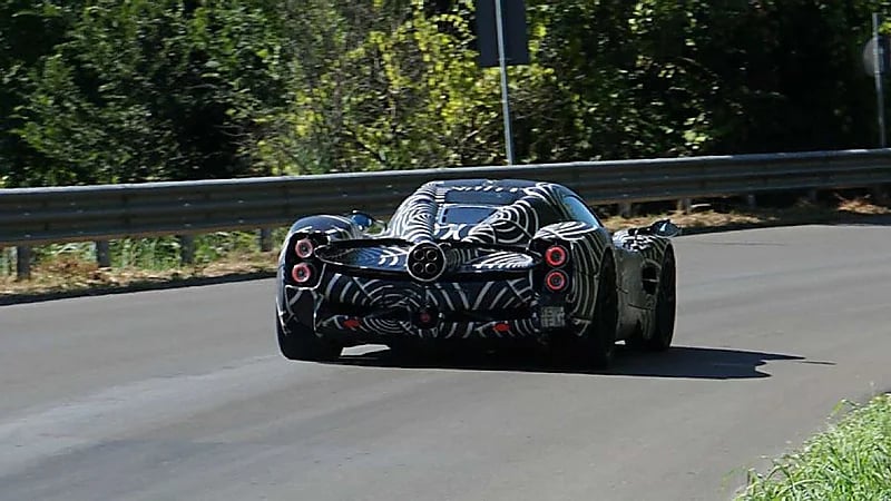 بالصور .. أول اختبار لباجاني C10 الجديدة كليًا بعد الاستثمار السعودي