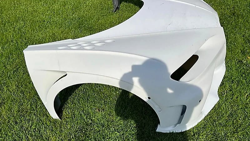 بالصور.. أغلى قطعة غيار في تاريخ بوجاتي