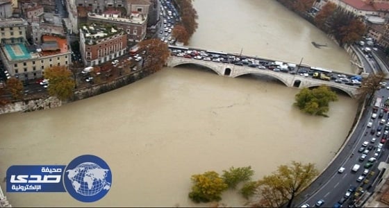 فيضانات تكتسح شوارع مدينة أسترالية