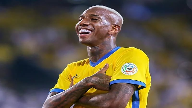 "لايك" تاليسكا يُغضب جماهير النصر