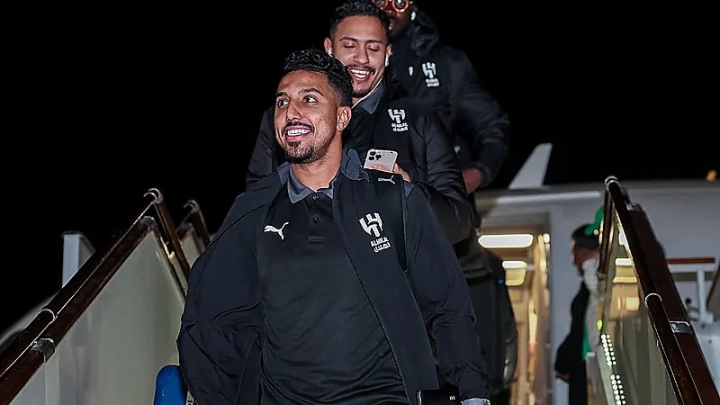 لحظة وصول بعثة الهلال أوزبكستان .. صور