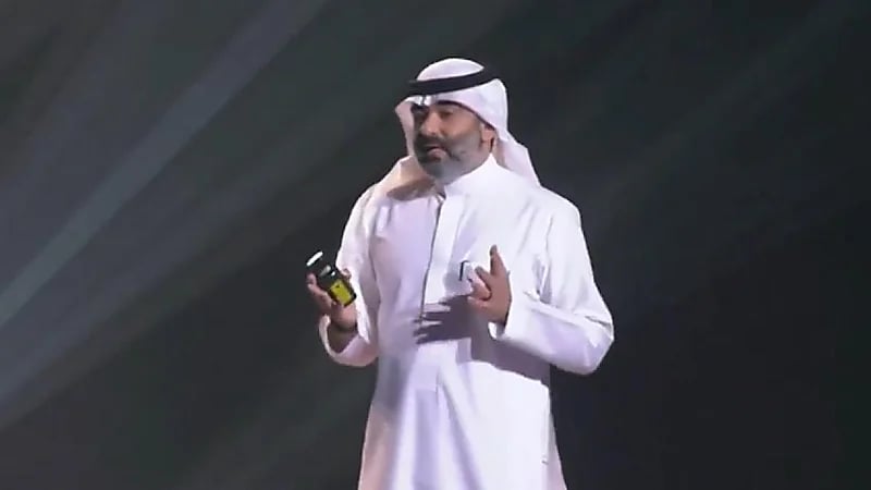 وزير الاتصالات يشارك في القمة العالمية لمجتمع المعلومات بجنيف.. فيديو