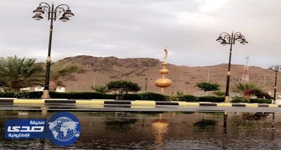الأمطار تتساقط على مركز الشبح في أملج