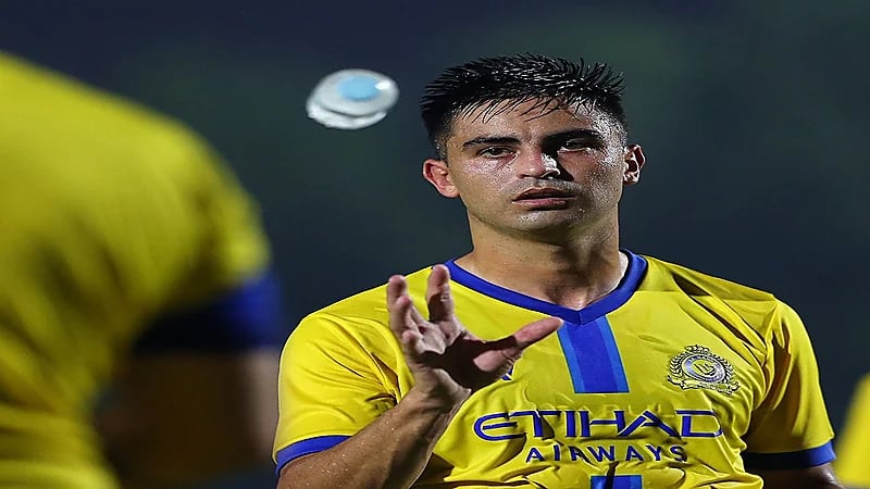 مارتينيز يوجه رسالة إلى لاعب ريفر بليت