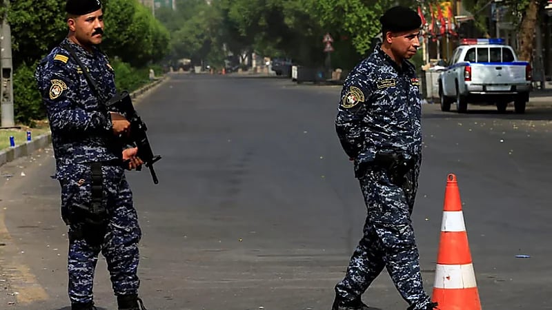 8 أشخاص يقتلون خطيب شقيقتهم بالرصاص