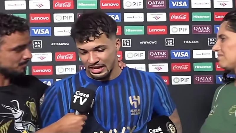 ليوناردو باكيًا: والدتي كانت تعاني في المستشفى وتعيش على الأنابيب.. فيديو