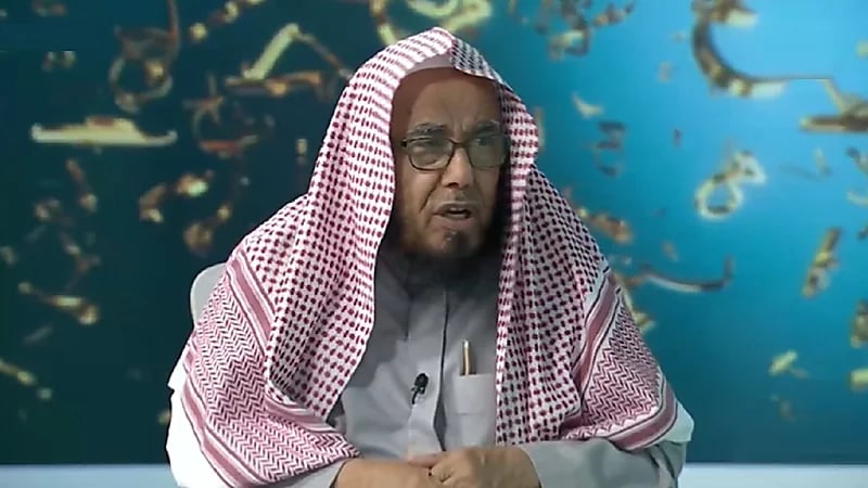 المطلق يوضح حكم التباهي بالنعم على مواقع التواصل