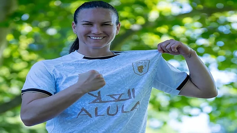 العلا يتعاقد مع البرازيلية ألين ريس