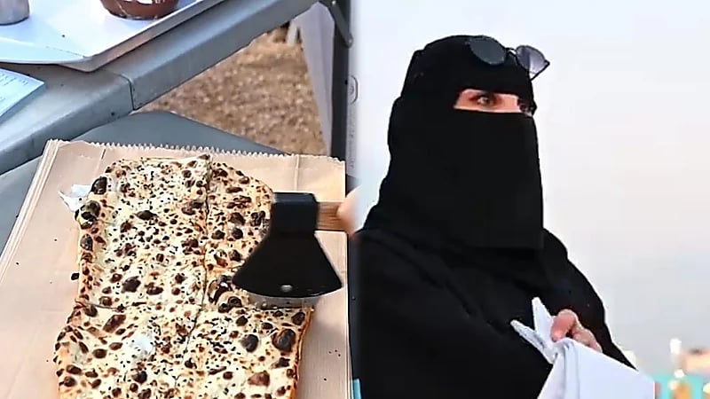 رغم ولادتها بيد واحدة .. عزيزة العمري تتحدى الصعاب وتعمل على عربة طعام مع أسرتها