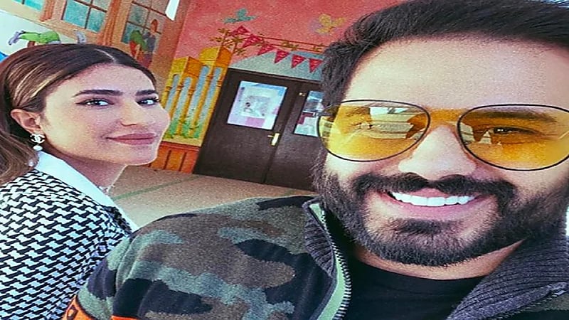 رسالة رومانسية من عبدالله بوشهري إلى ليلى عبدالله تثير تساؤلات