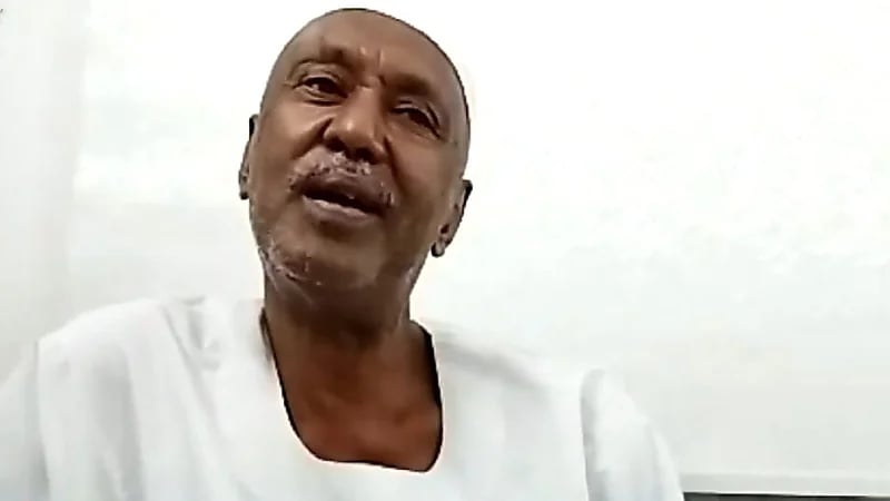 معلم سابق بالمملكة: أكثر طلابي وفاء وكرما لي هم المشاغبين (فيديو)