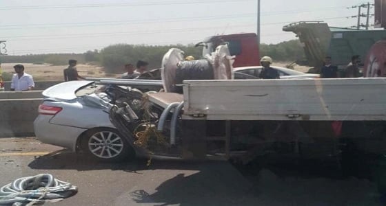 إصابة 3 أشخاص إثر اصطدام مركبات بطريق الحرمين