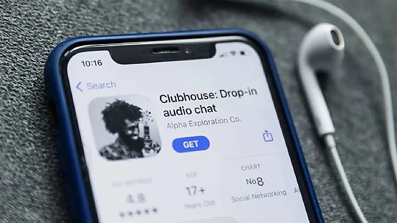 تطبيق كلوب هاوس يعرض بيانات مستخدميه للبيع