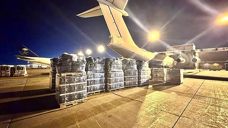 مغادرة الطائرة الإغاثية السعودية الثالثة إلى مطار دمشق الدولي