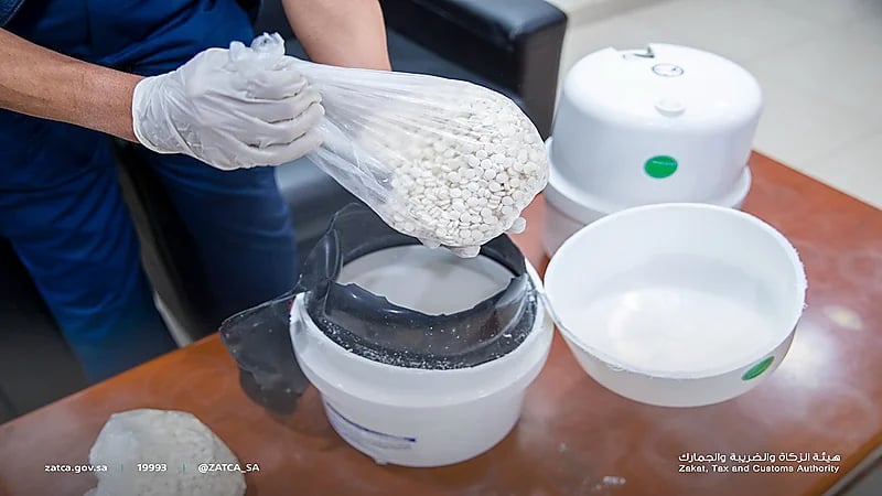 بالفيديو.. إحباط 4 محاولات لتهريب أكثر من 1,1 مليون حبة كبتاجون