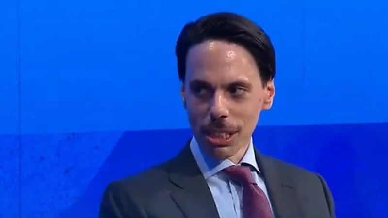 وزير الخارجية يعلق على إدعاء مذيعة بإرسال أسلحة إلى ليبيا (فيديو)