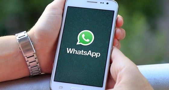 جوجل تعدم نسخة مزيفة لـ " واتسآب "