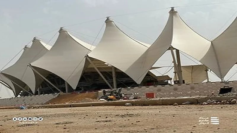 بدء أعمال إزالة استاد الملك فهد استعدادًا لتطويره قبل كأس آسيا 2027 .. صور