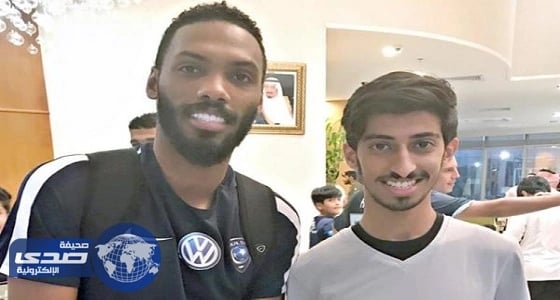 جحفلي يتلقى هدية غير متوقعة من شاب من القصيم