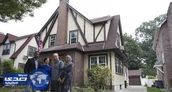 لاجئون من 4 دول في منزل ترامب