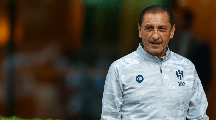 دياز يجهز الرباعي الأجنبي لمواجهة أوراوا