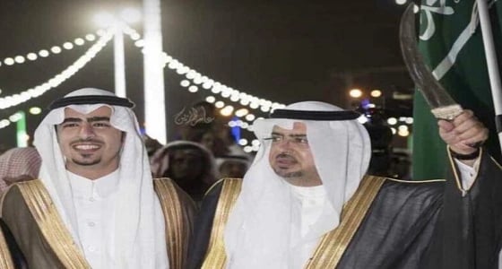 ابن محافظ محايل ناعيًا والده: عاش شامخاً واستشهد في سبيل الله ثم لوطنه