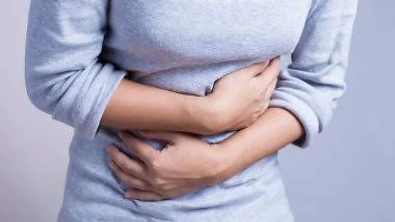 نصائح للتخلص من الانتفاخ عند البدء بتناول الطعام