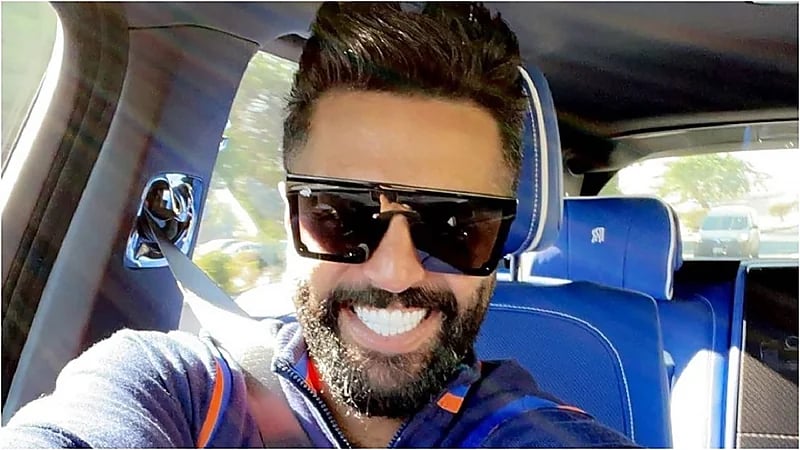 بالفيديو.. يعقوب بوشهري يستعرض خزانة ملابسه